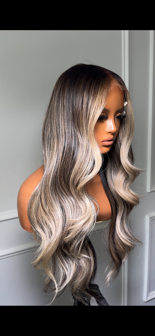 Anna Hommes Custom Color 22 inches